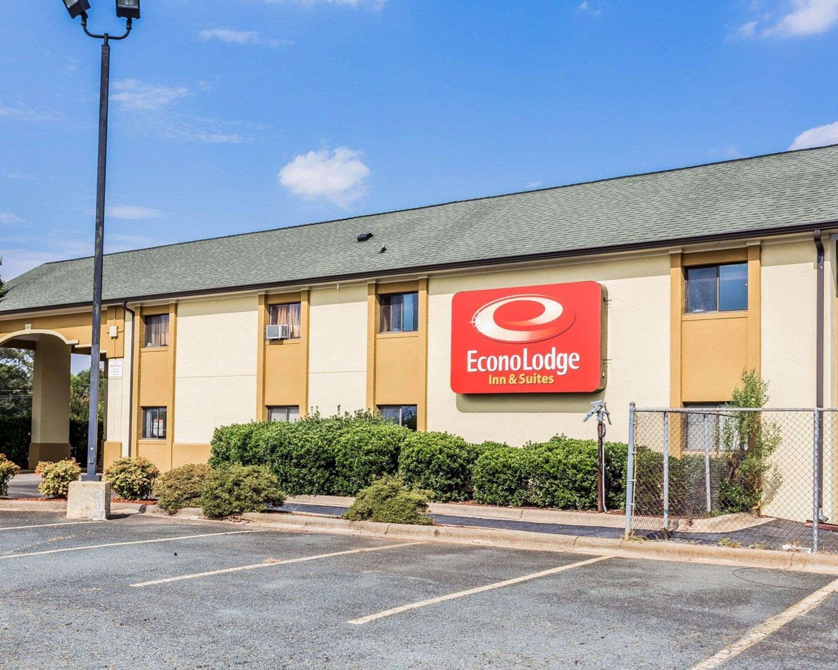 Econo Lodge Inn & Suites Matthews - Charlotte Екстериор снимка
