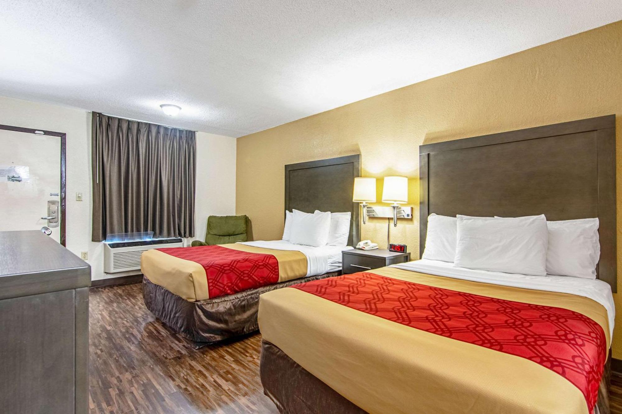 Econo Lodge Inn & Suites Matthews - Charlotte Екстериор снимка