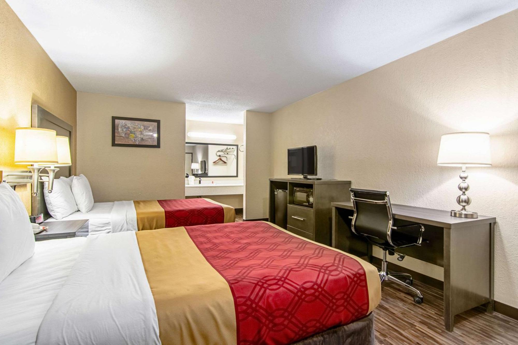 Econo Lodge Inn & Suites Matthews - Charlotte Екстериор снимка