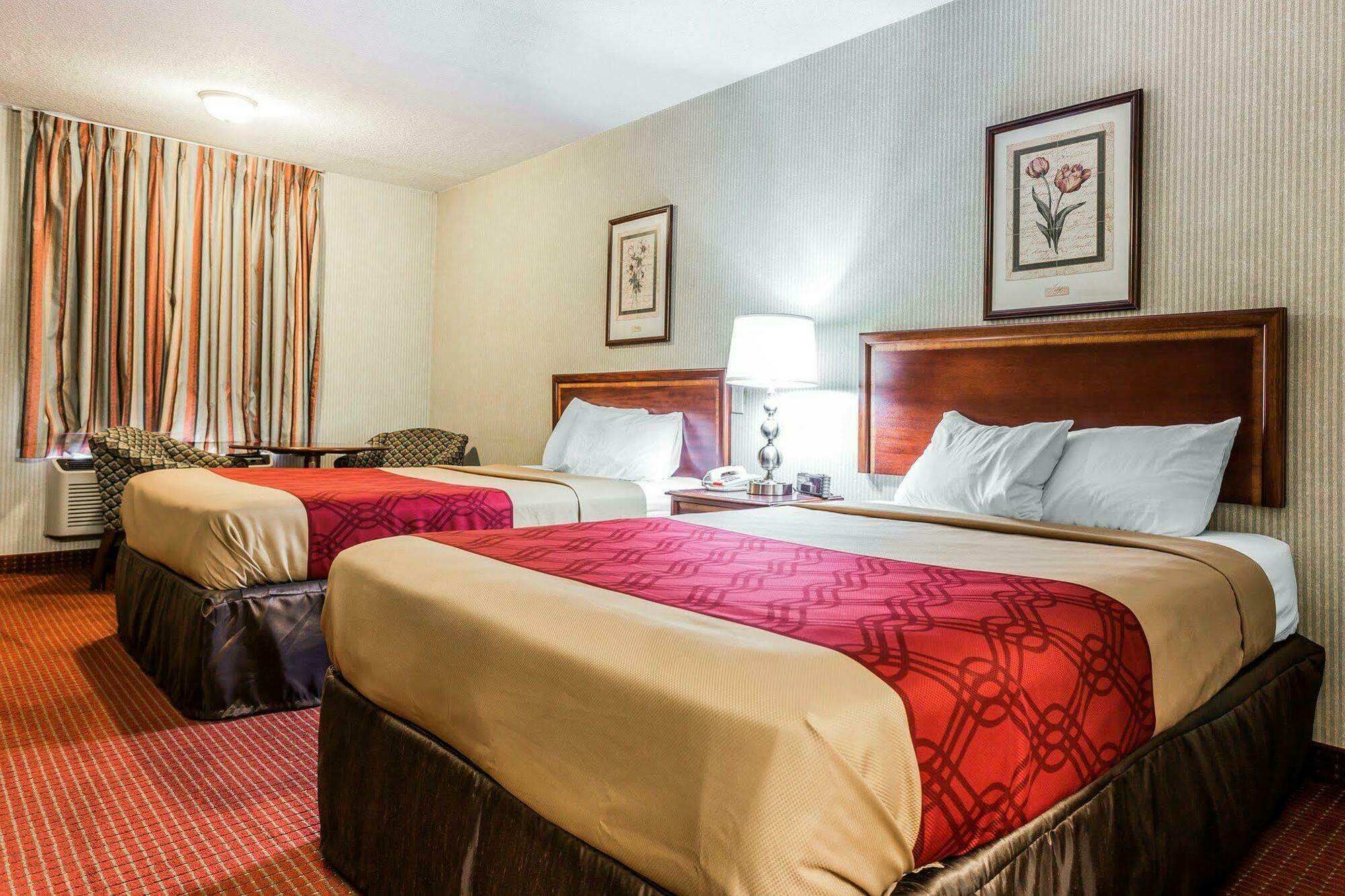Econo Lodge Inn & Suites Matthews - Charlotte Екстериор снимка