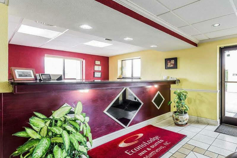 Econo Lodge Inn & Suites Matthews - Charlotte Екстериор снимка